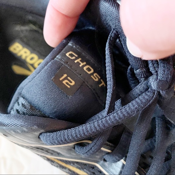 Men’s Brooks Ghost 12 Athletic Sneakers - Picture 2 of 6